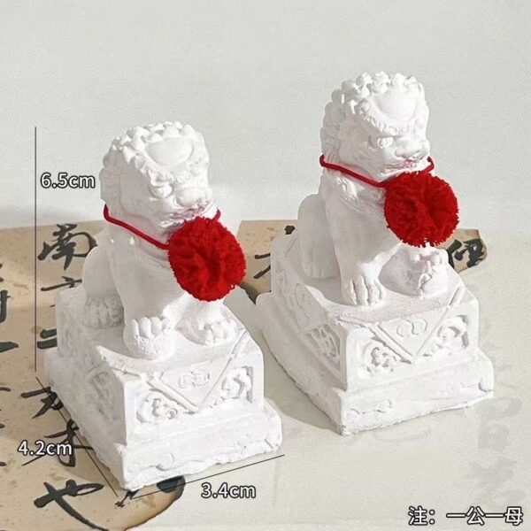 Miniature Stone Lion Ornaments, Chinese Style Desktop/Doorway Decoration (Pair)
